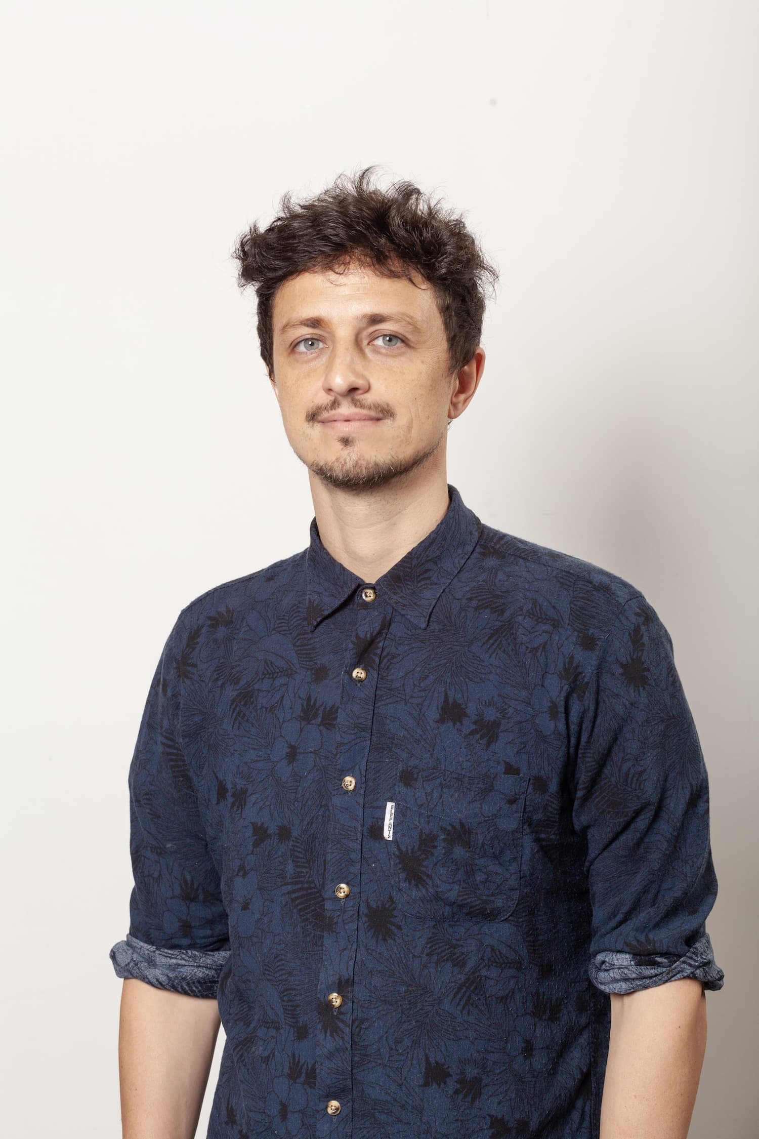 Nahuel Colorista y Peinador